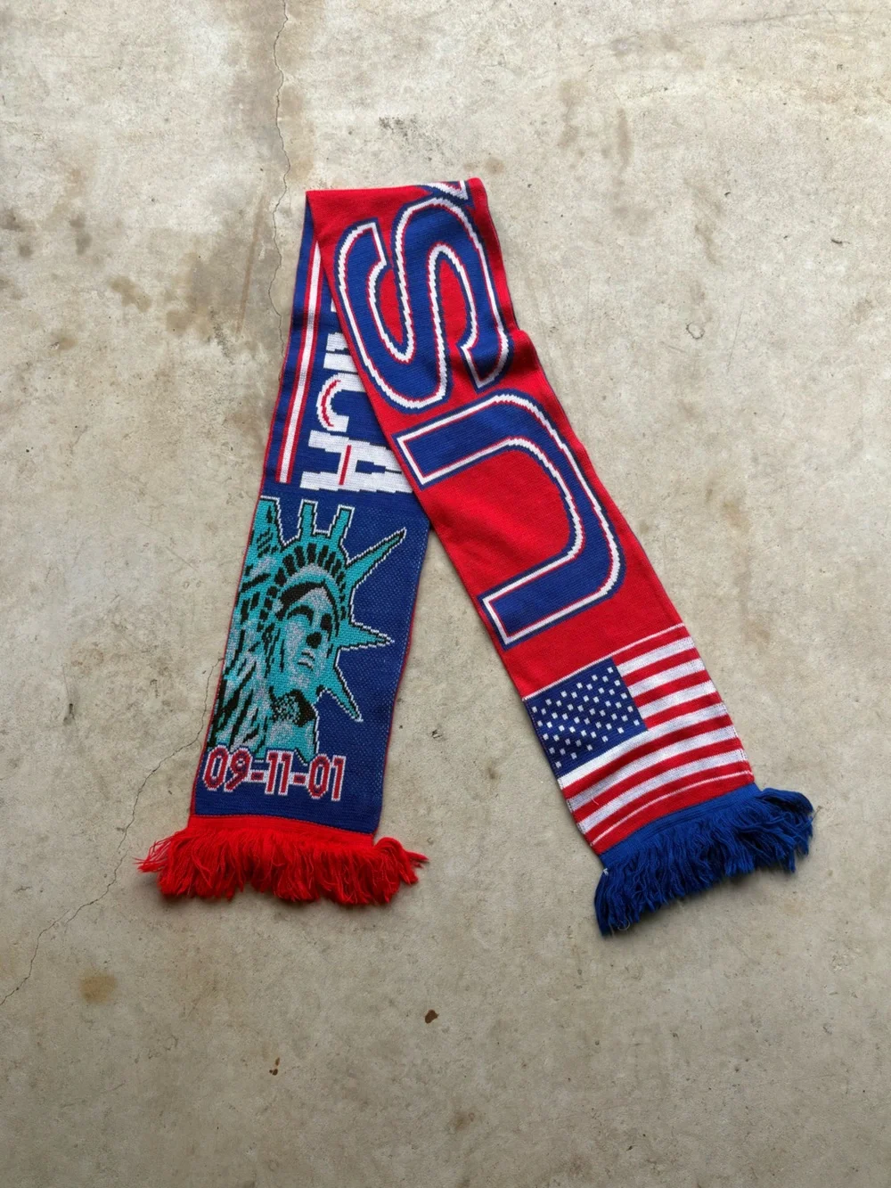 USA flag scarf with Liberty Statue 9/11 tribute